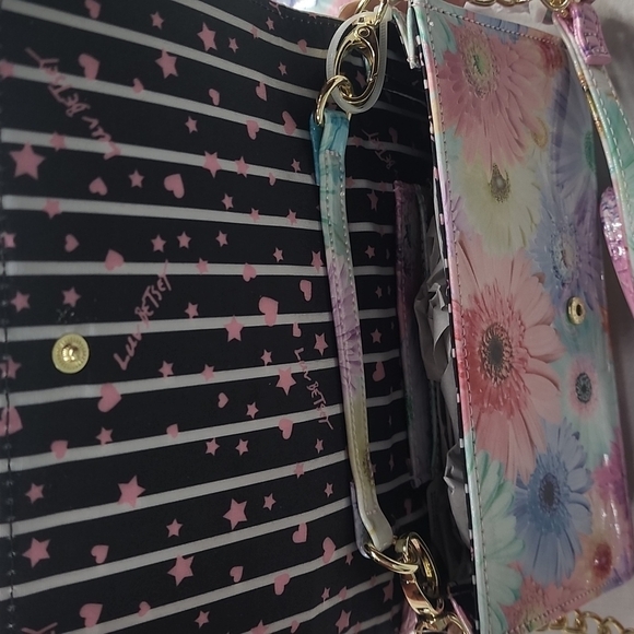 NWT LUV BETSEY CROSSBODY - Picture 8 of 8